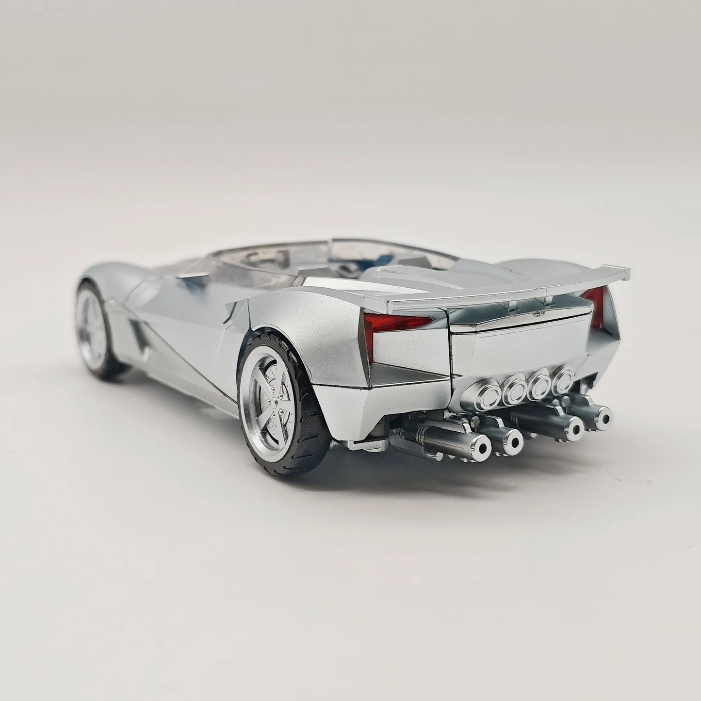 Figurka Transformers Sideswipe War Dancer — czerwono-srebrny wojenny tancerz