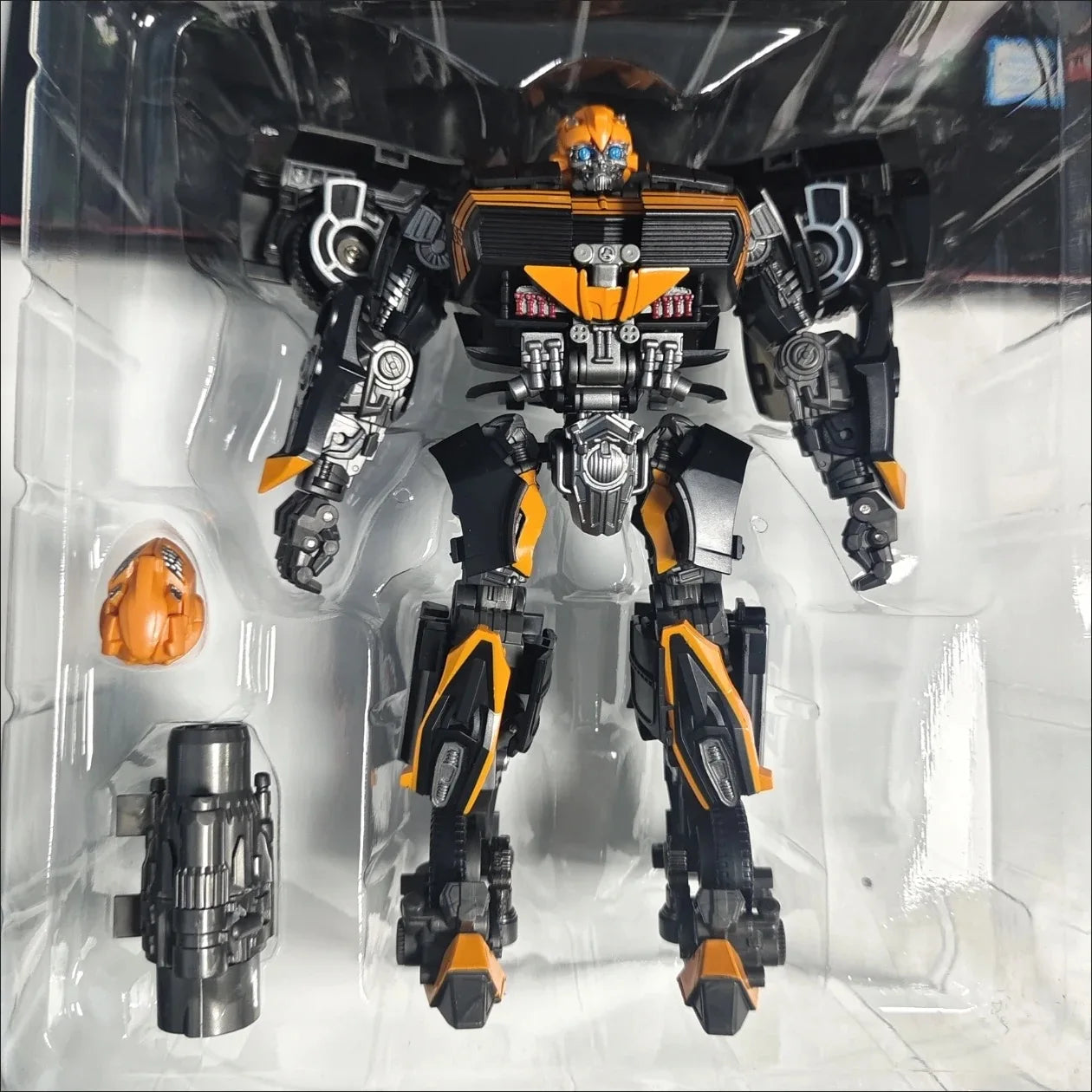 Figurka Transformers Bumblebee Black Bee TW1038 — Czarna i pomarańczowa edycja wojownika