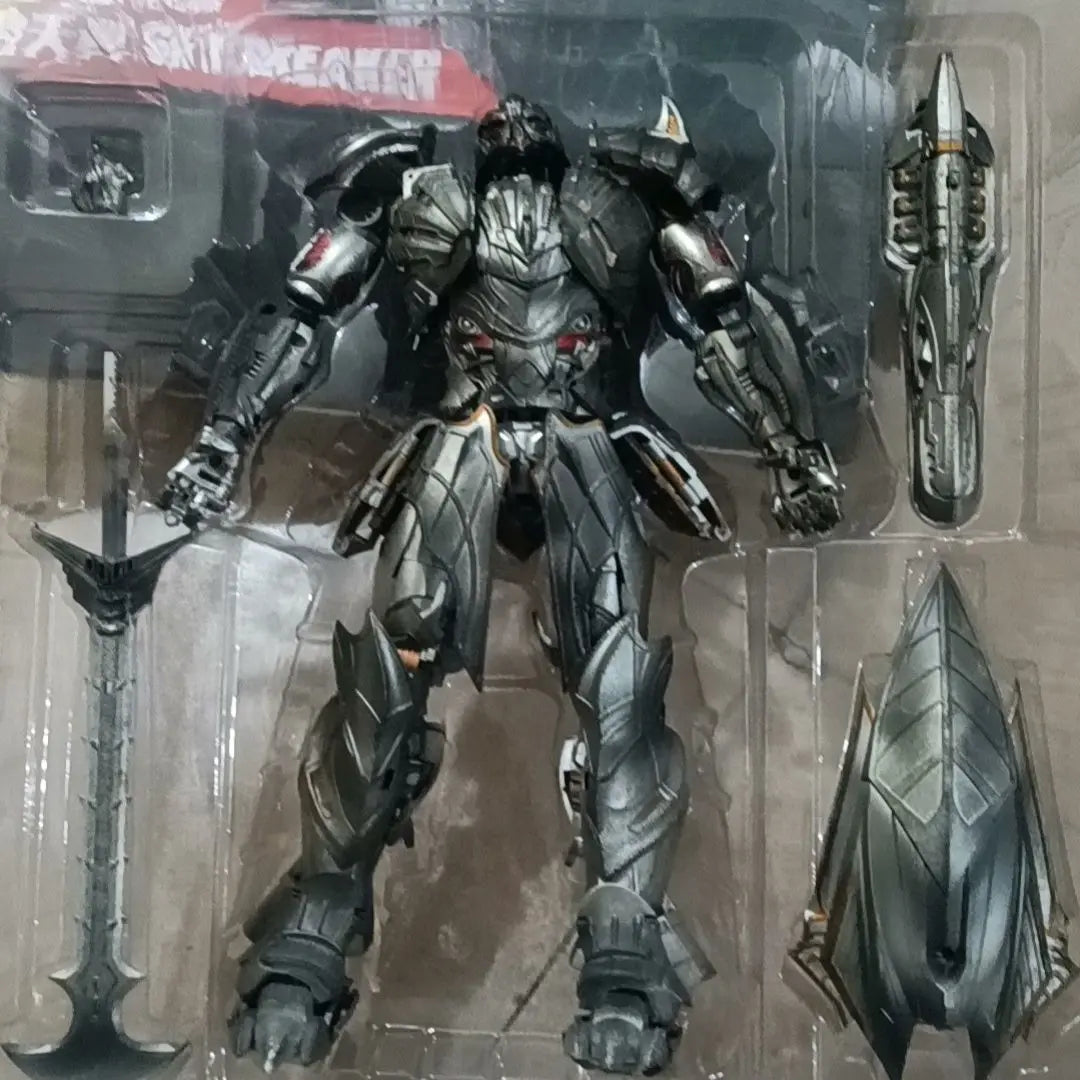 Figurka Transformers Galvatron BS02 — Chromowany skrzydlaty smok w wersji Beast