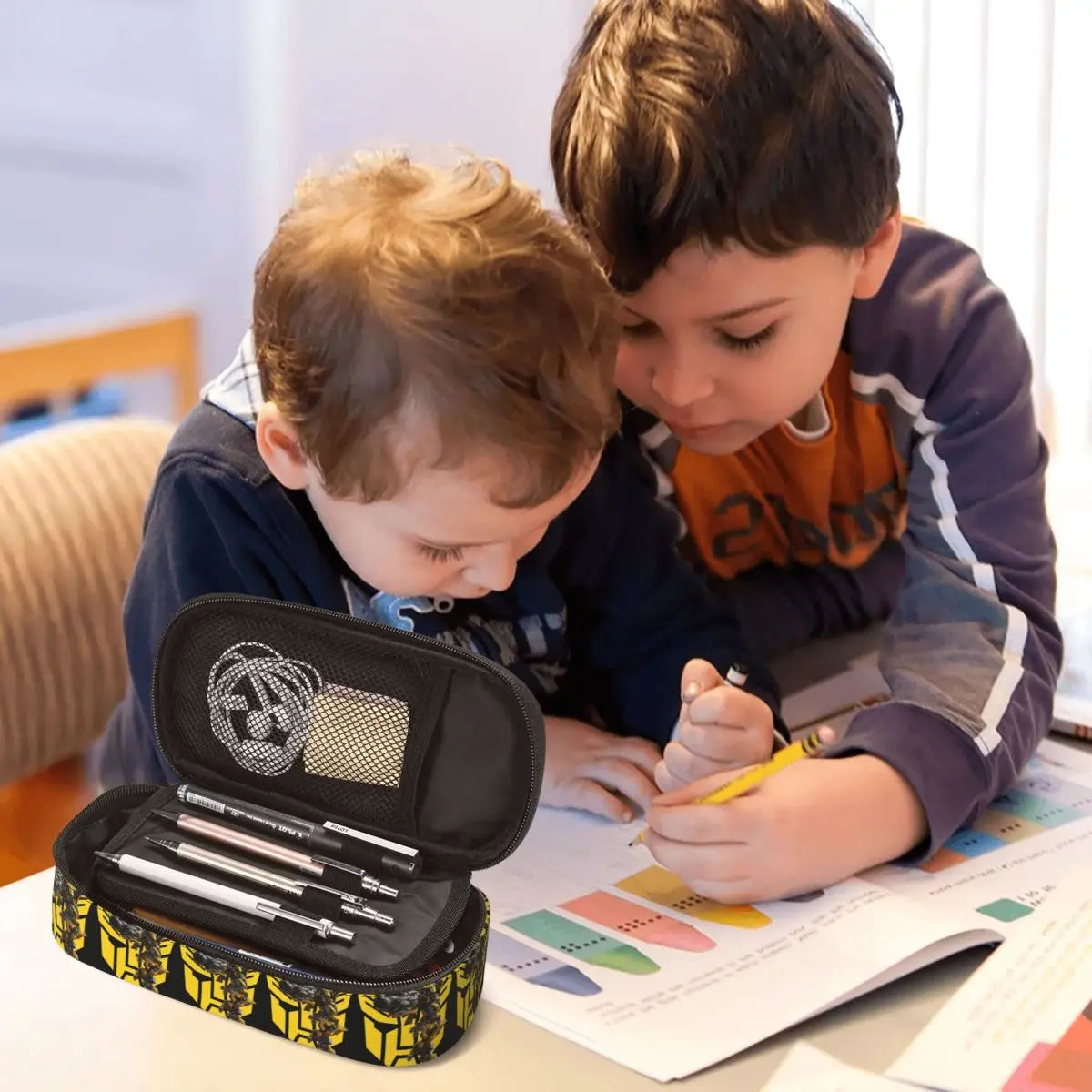 Piórnik Transformers — Autoboty, niebieska podszewka we wzory