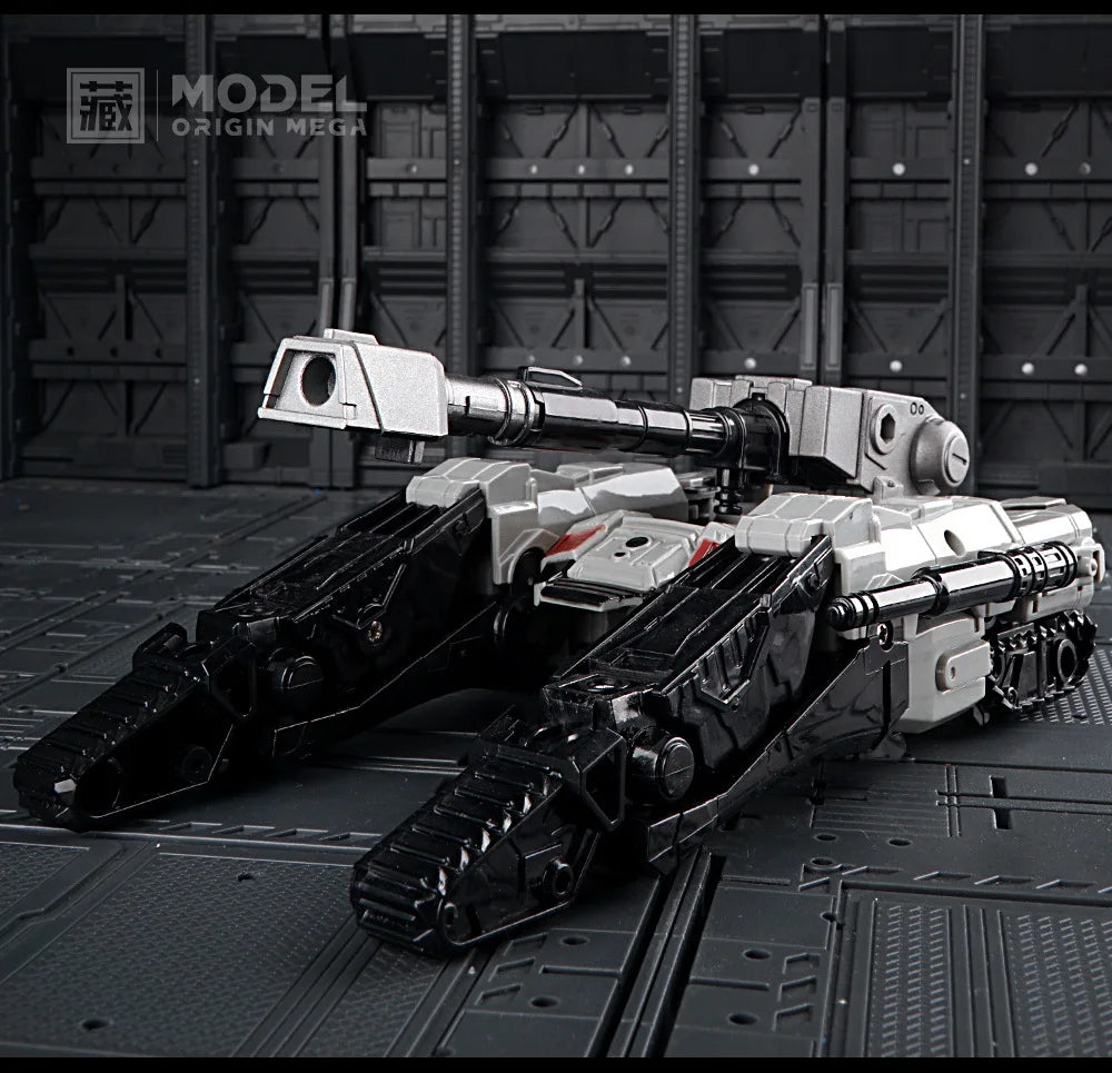 Figurka Transformers Megatron G1 — kolekcjonerski przegubowy robot 15cm